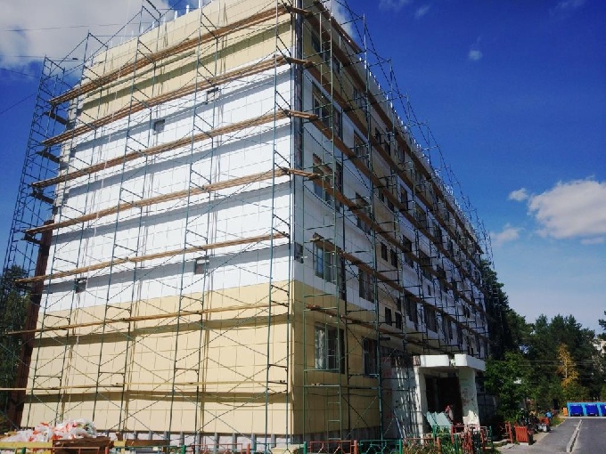 В Когалыме продолжается капитальный ремонт многоквартирных домов