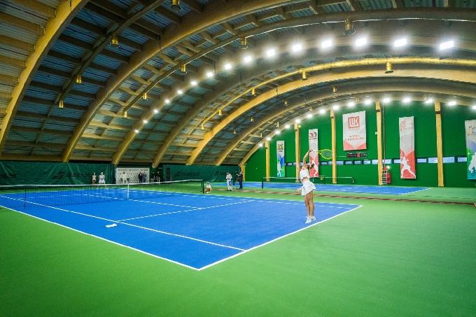 В Когалыме состоялось открытие Теннисного центра