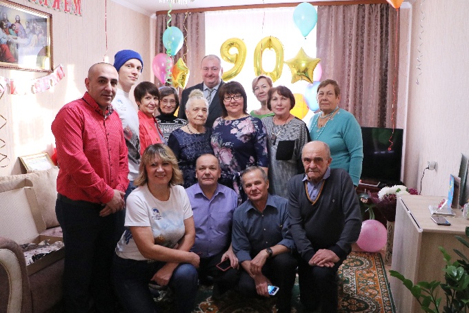 Труженицу тыла Марию Волкову поздравили с 90-летием!