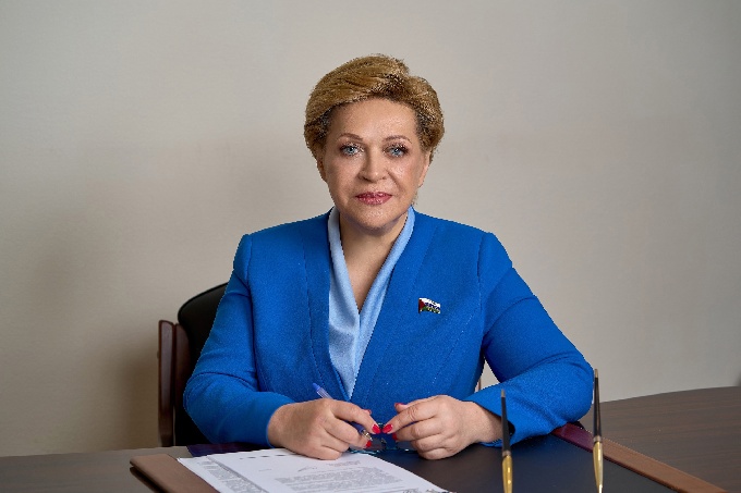 Поздравление депутата Тюменской областной думы Инны Лосевой с Днем города Когалыма!