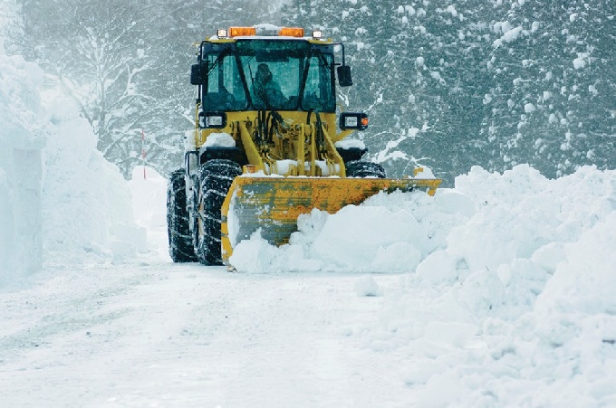 Снегоуборочные работы в Когалыме продолжаются