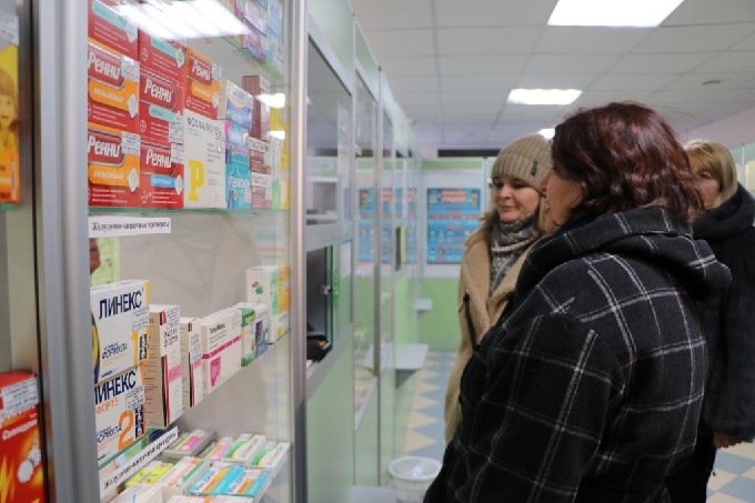 Общественники проверили наличие медицинских масок  в когалымских аптеках 