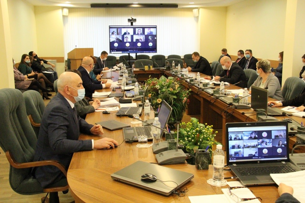 ВНЕОЧЕРЕДНОЕ ЗАСЕДАНИЕ ДУМЫ ГОРОДА КОГАЛЫМА