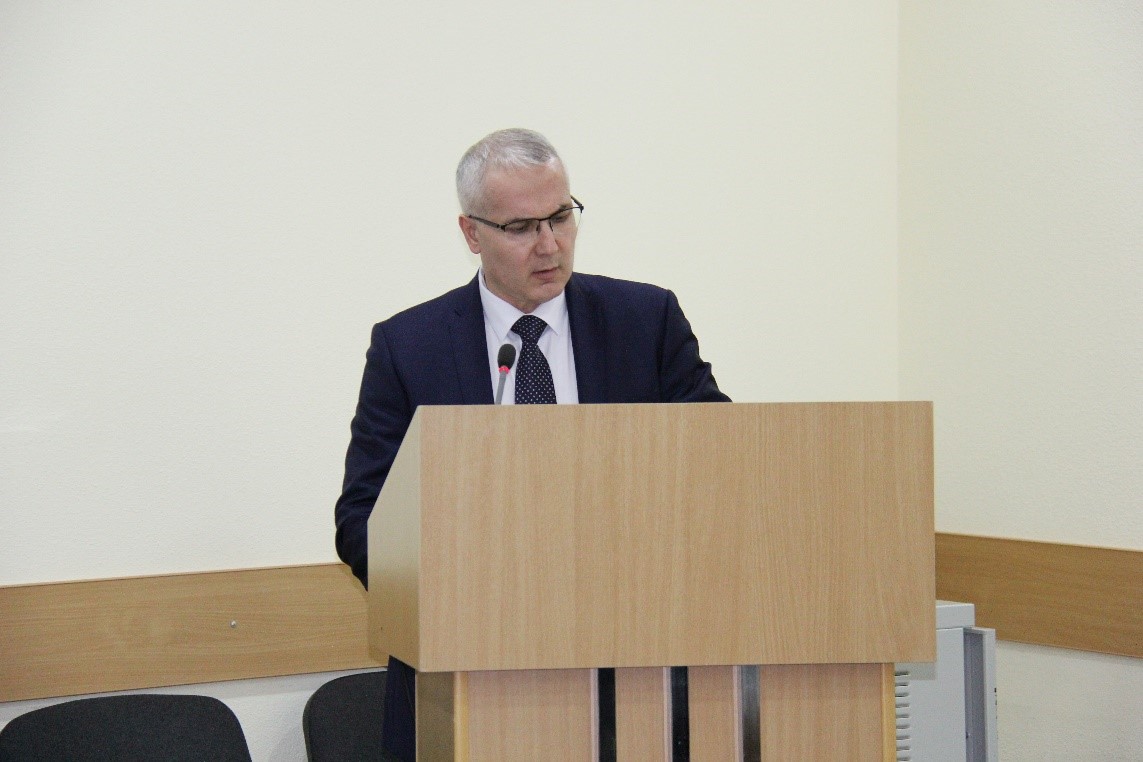 ДЕПУТАТСКИЕ СЛУШАНИЯ