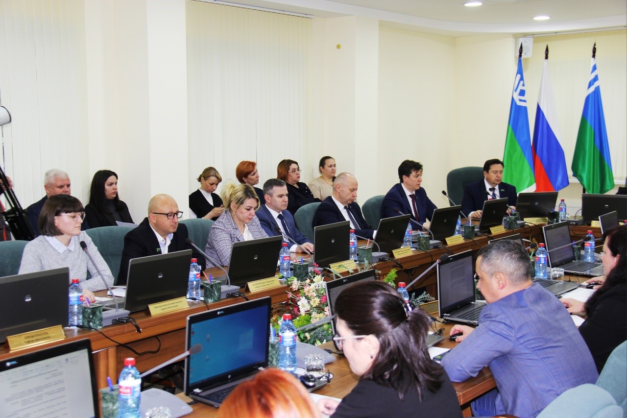 ЗАСЕДАНИЕ ДУМЫ ГОРОДА