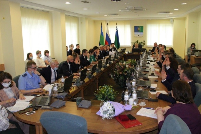 СЕДЬМОЕ ЗАСЕДАНИЕ ДУМЫ ГОРОДА