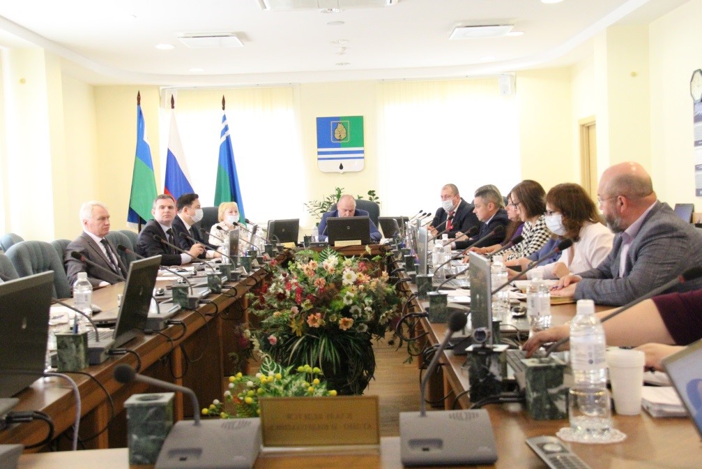 ЗАСЕДАНИЕ ПОСТОЯННОЙ КОМИССИИ ДУМЫ ГОРОДА 